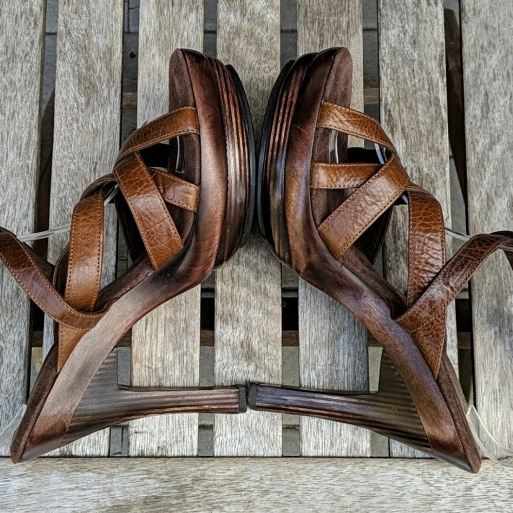 NWOT Calleen Cordero Strappy Leather Platform Heel